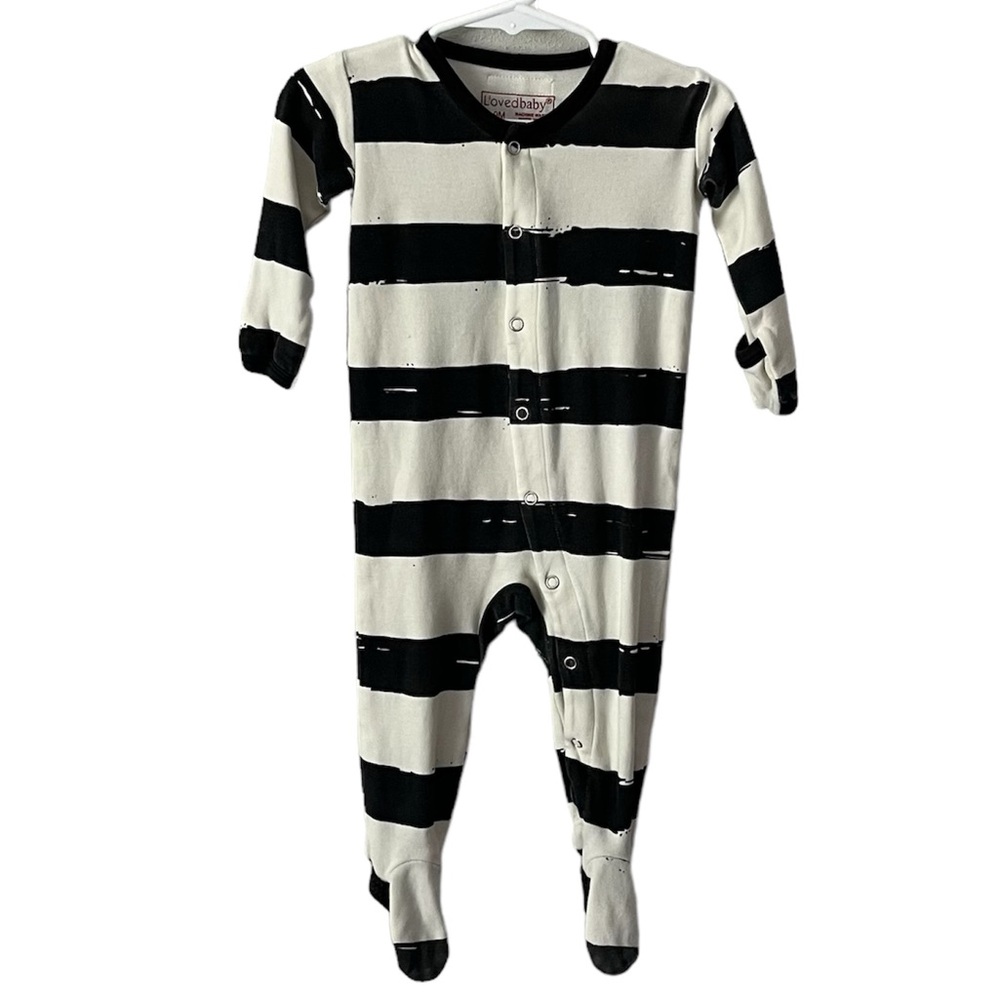 L’ovedbaby White/Black Stripped Footed Outfit Size 6-9 Months
